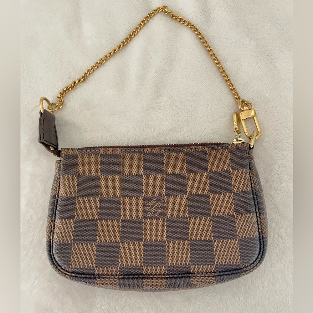 🍀SOLD🍀Authentic Mini Pochette Damier Ebene